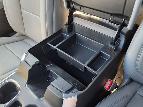 New 2026 GMC Sierra 1500 SLT w/ SLT Premium Plus Package image 32