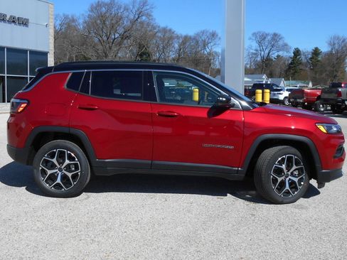 New 2026 Jeep Compass Limited AWD/4WD image 27