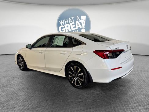 Used 2024 Honda Civic EX image 6