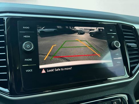 Used 2022 Volkswagen Atlas SEL R-Line AWD/4WD image 50