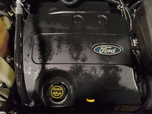 Used 2013 Ford Edge SEL image 30