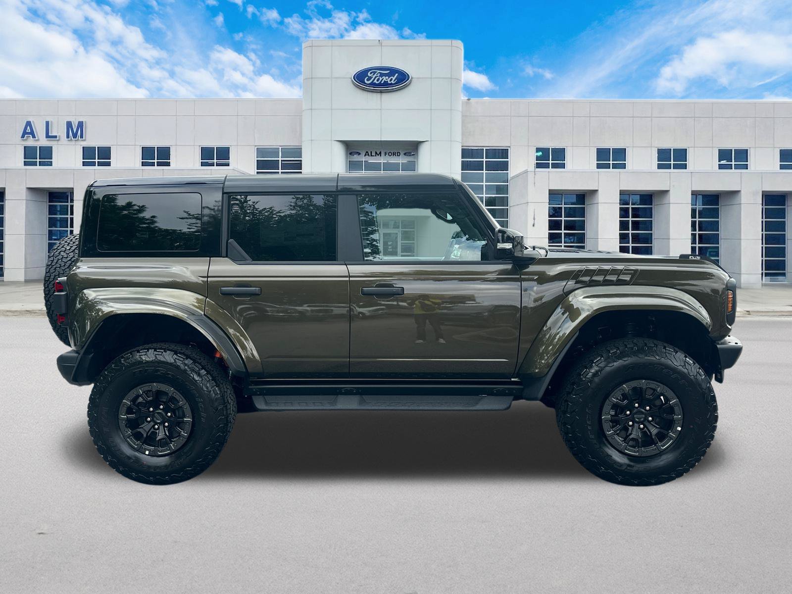New 2026 Ford Bronco Raptor AWD/4WD image 5