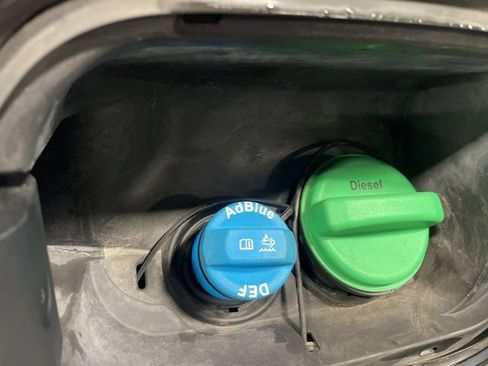 Used 2020 Chevrolet Silverado 2500 LTZ w/ LTZ Convenience Package image 65