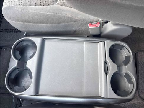 Used 2010 Toyota Sienna FWD image 22