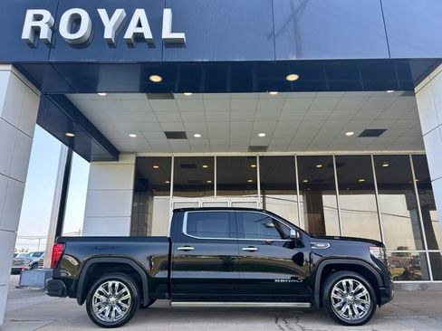 Used 2026 GMC Sierra 1500 Denali w/ Denali Reserve Package AWD/4WD image 1