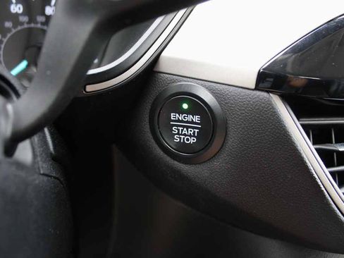 Used 2021 Ford Escape SEL FWD image 19
