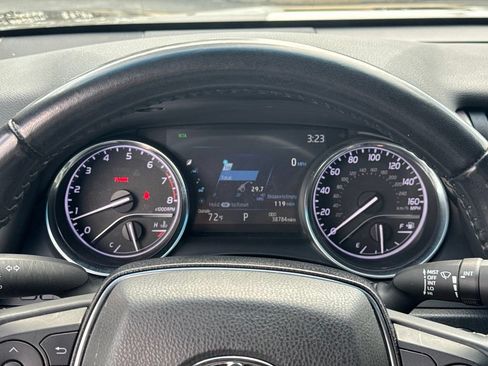 Used 2019 Toyota Camry XLE w/ Navigation Package FWD image 43