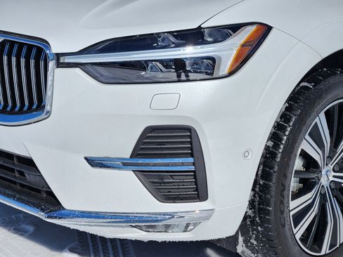 Used 2022 Volvo XC60 B5 Inscription w/ Advanced Package image 6