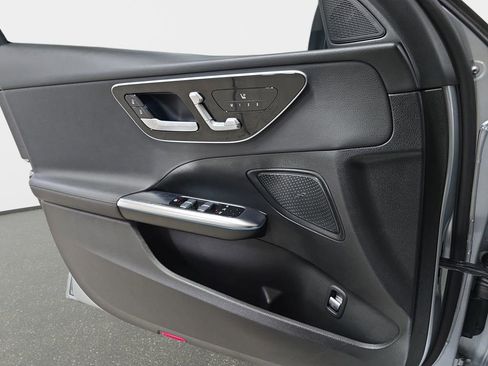 Used 2023 Mercedes-Benz C 300 Sedan image 27