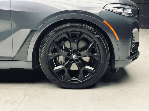 Used 2020 BMW X7 xDrive40i w/ Premium Package AWD/4WD image 48