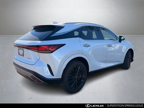 Certified 2025 Lexus RX 350 Premium image 3