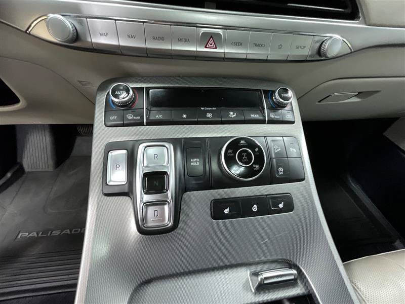 Used 2020 Hyundai Palisade SEL AWD/4WD image 16