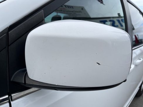 Used 2018 Dodge Grand Caravan SXT image 7