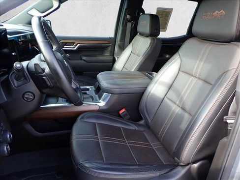 Used 2023 Chevrolet Silverado 1500 High Country w/ High Country Premium Package image 11