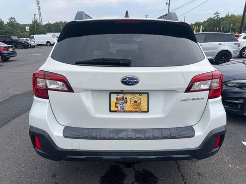 Used 2019 Subaru Outback 2.5i Premium AWD/4WD image 5