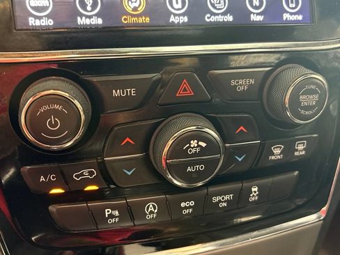 Used 2019 Jeep Grand Cherokee Limited AWD/4WD image 22