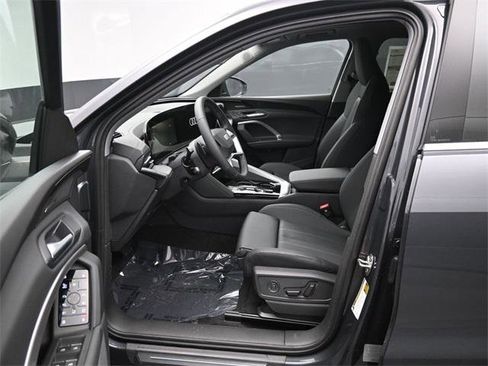 New 2025 Audi Q5 Premium Plus image 9