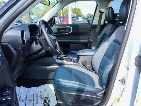 Used 2024 Ford Bronco Sport Outer Banks w/ Tech Package image 8