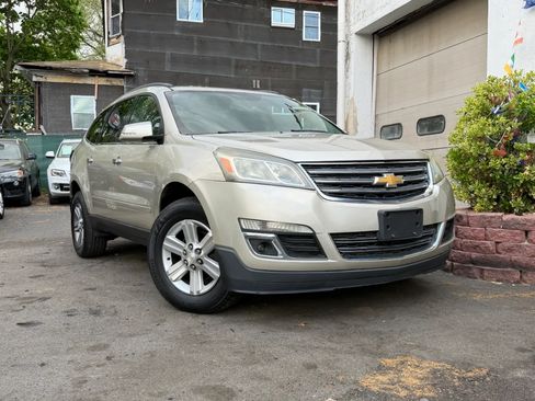 Used 2014 Chevrolet Traverse LT FWD image 14