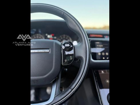 Used 2020 Land Rover Range Rover Velar R-Dynamic S image 28