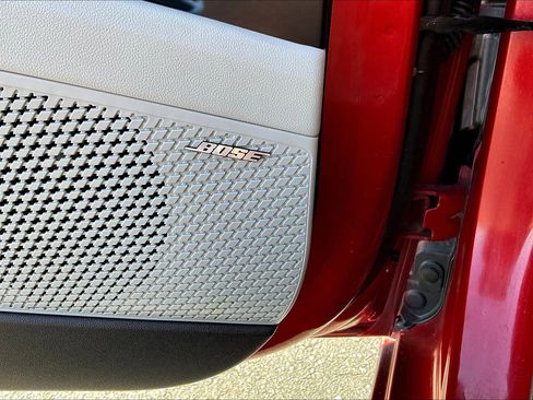 Used 2023 Hyundai Elantra Limited w/ Cargo Package image 32