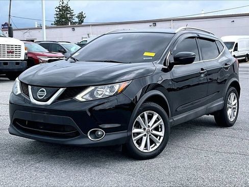 Used 2019 Nissan Rogue Sport SV w/ All-Weather Package AWD/4WD image 2