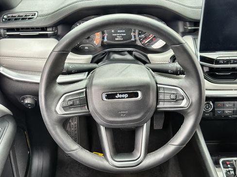 Used 2024 Jeep Compass Limited AWD/4WD image 14