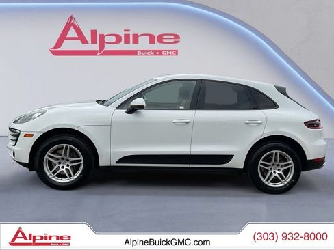 Used 2018 Porsche Macan AWD/4WD image 2