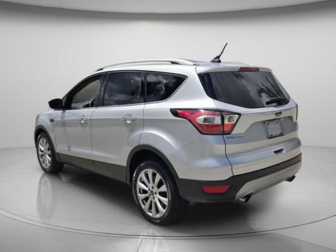 Used 2018 Ford Escape Titanium FWD image 8