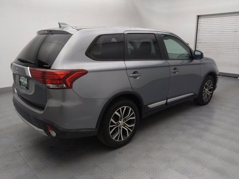 Used 2018 Mitsubishi Outlander SE image 9