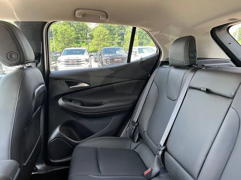 Used 2024 Buick Encore GX Sport Touring w/ Comfort Package AWD/4WD image 18