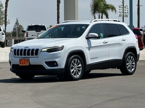 Used 2019 Jeep Cherokee Latitude Plus FWD image 7