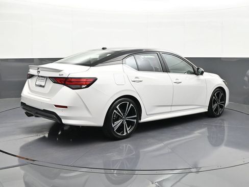 Used 2023 Nissan Sentra SR w/ Trunk Package FWD image 5