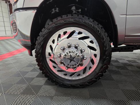 Used 2024 RAM 3500 Tradesman w/ Chrome Appearance Group image 86