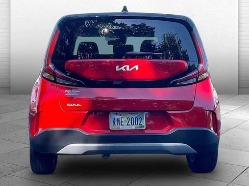 Used 2025 Kia Soul LX w/ LX Technology Package FWD image 3