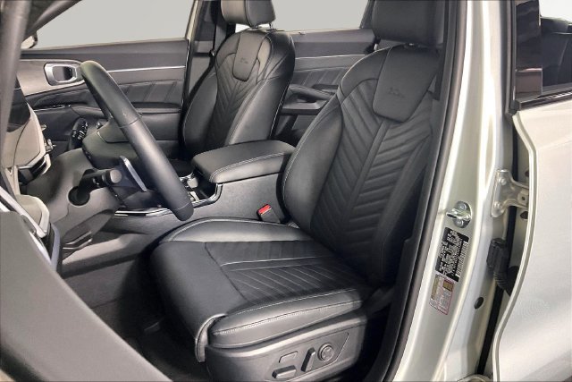 Certified 2026 Kia Sorento SX Prestige AWD/4WD image 19