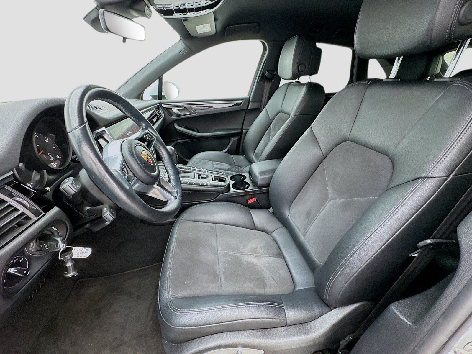 Used 2019 Porsche Macan AWD/4WD image 13