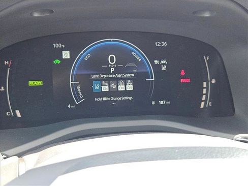 New 2025 Toyota Camry SE image 10