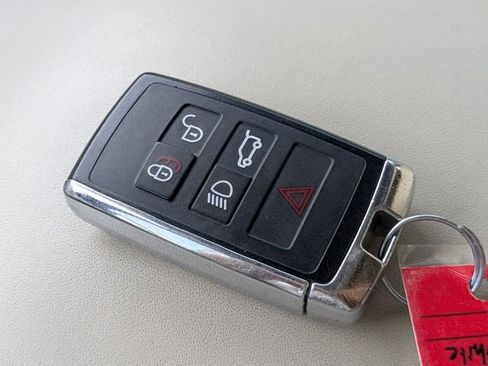 Used 2021 Land Rover Range Rover Westminster Edition image 30