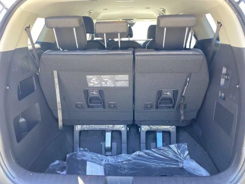 New 2026 Kia Carnival FWD image 20