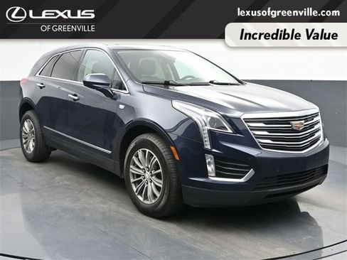 Used 2017 Cadillac XT5 Luxury w/ Driver Awareness Package image 2