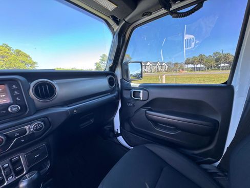 Used 2020 Jeep Gladiator Sport w/ Quick Order Package 24S image 60