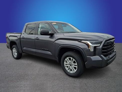 Used 2024 Toyota Tundra SR5 w/ SR5 Premium Package AWD/4WD image 3