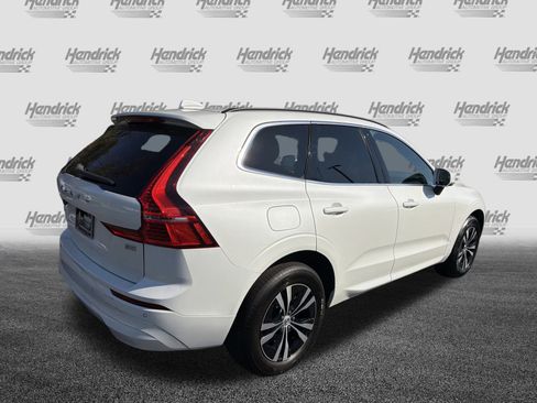 Certified 2023 Volvo XC60 B5 Core image 10