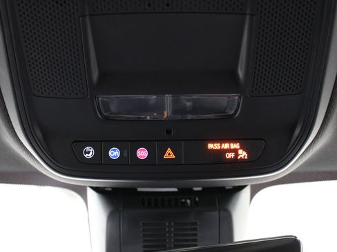 Used 2025 Chevrolet Equinox LT w/ Safety and Technology Package FWD image 18