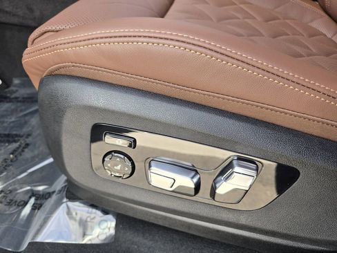 New 2026 BMW X5 xDrive40i w/ M Sport Package image 25