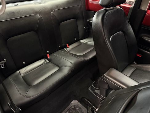 Used 2008 Volkswagen Beetle S image 20