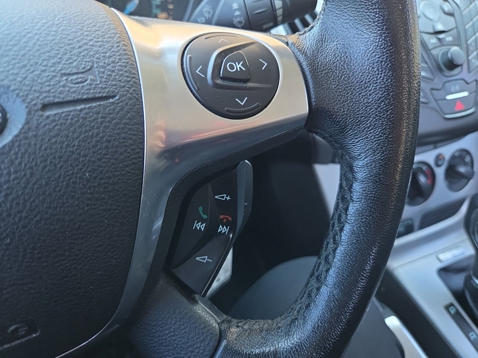 Used 2013 Ford Focus SE FWD image 18