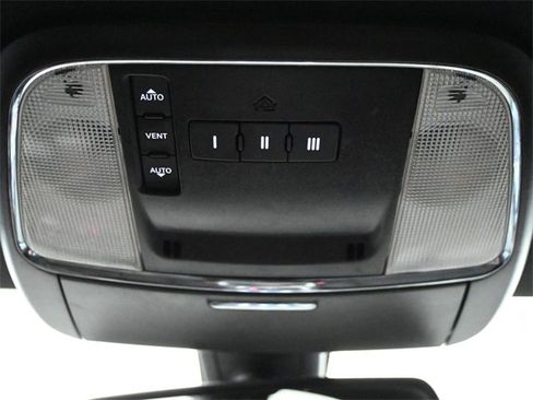 Used 2022 Dodge Charger R/T image 14