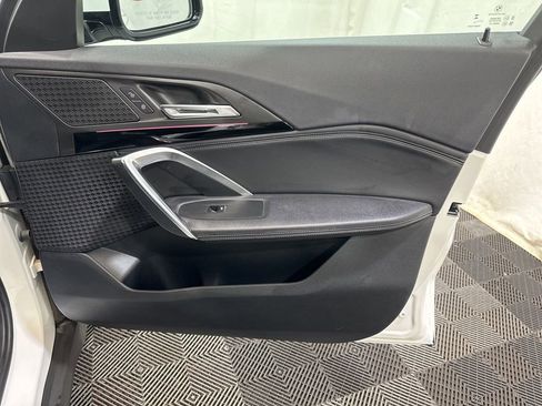 Used 2023 BMW X1 xDrive28i image 11